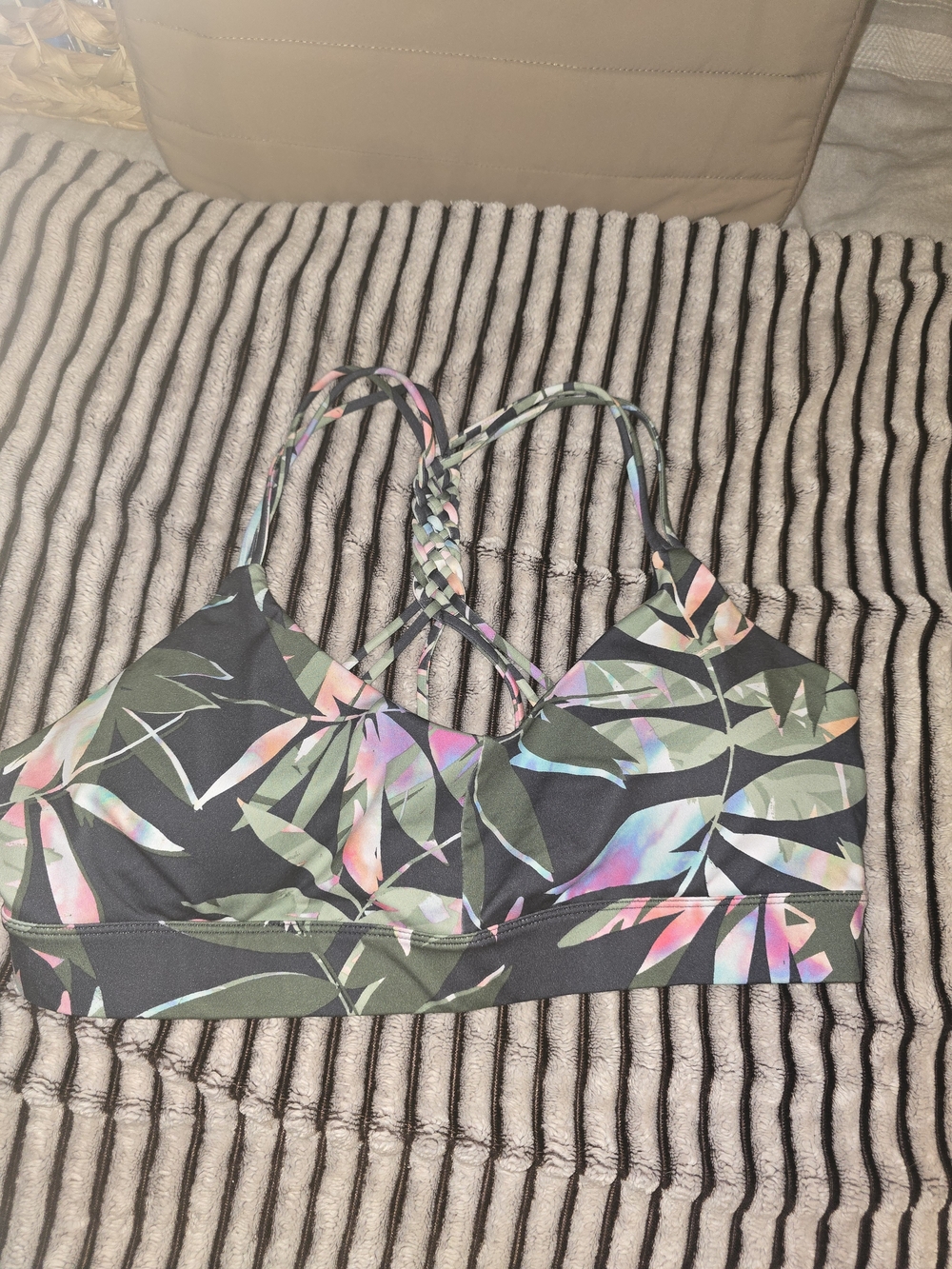 JoyLab Tropical Leaf Print Strappy Sports Bra